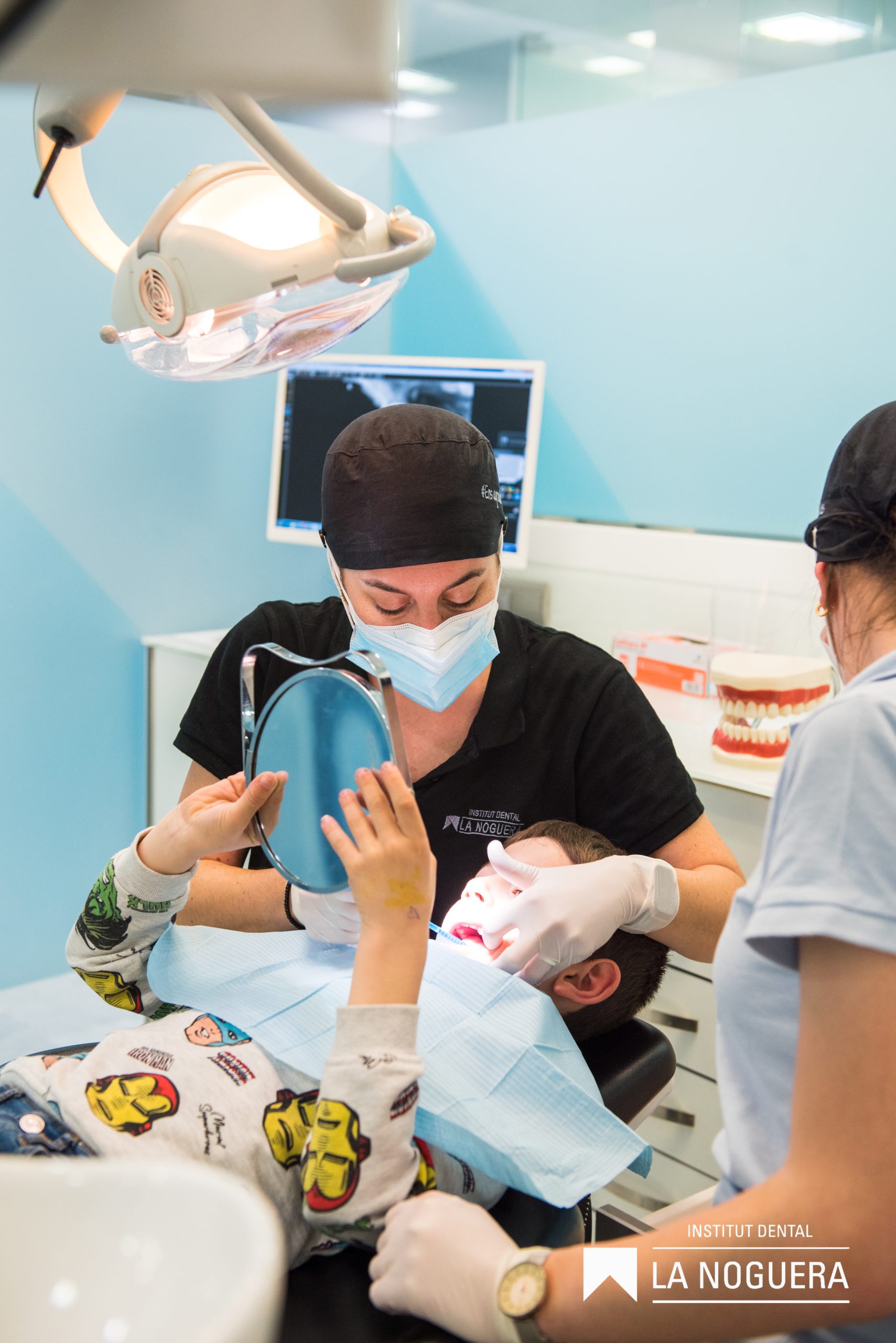 La prevenció dental en la infància. La prevención dental en la infancia.